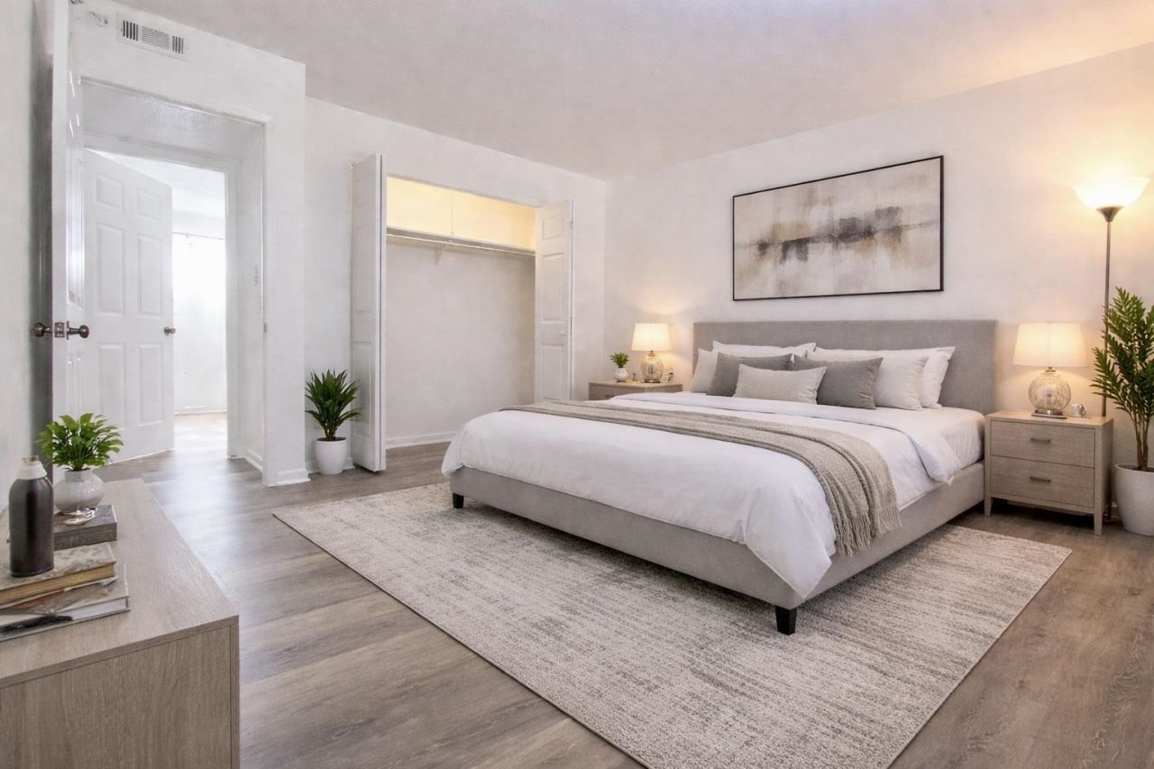 2000 Greens Blvd. Photo 22