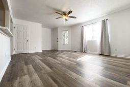 2000 Greens Blvd. photo 4