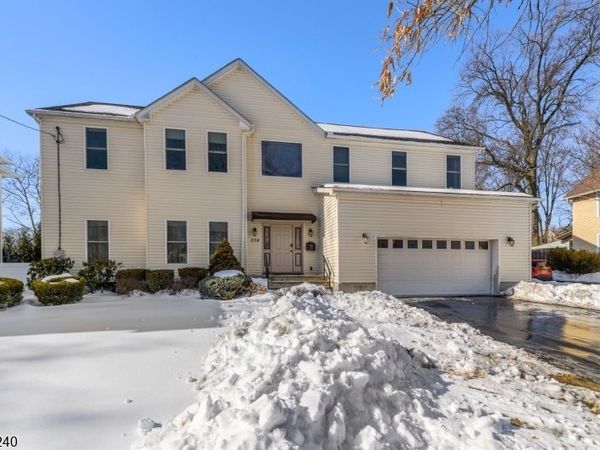 238 Park Ave, Teaneck, NJ 07666