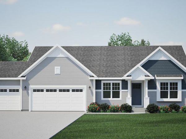 N156W19385 E Gate Dr, Jackson, WI 53037