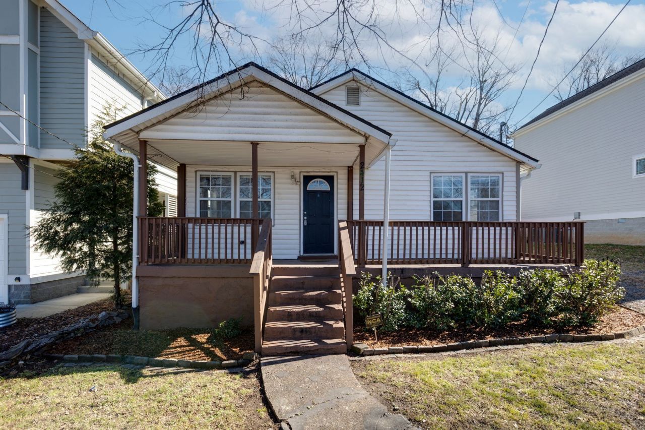 2412 Chapel Ave, Nashville, TN 37206 Main Photo