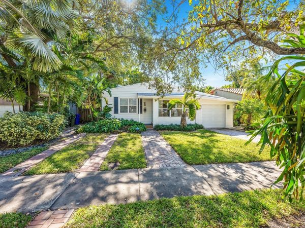 1636 NE 4th Ct, Fort Lauderdale, FL 33301