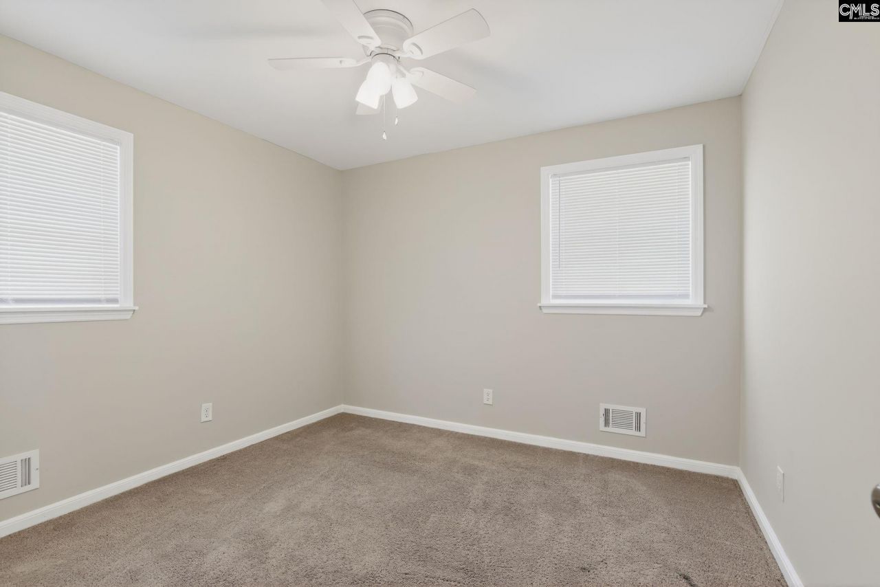 226 Horseshoe Circle  Photo 13