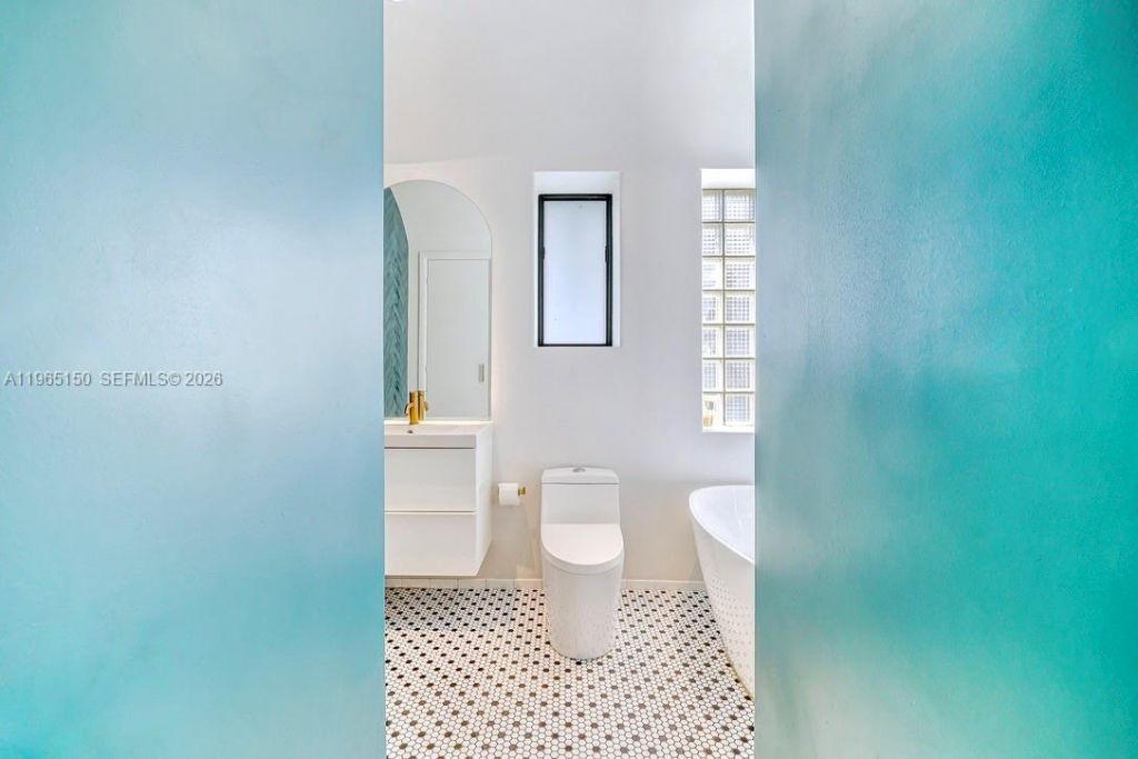 10301 N Miami Ave, Miami Shores, FL 33150 Photo