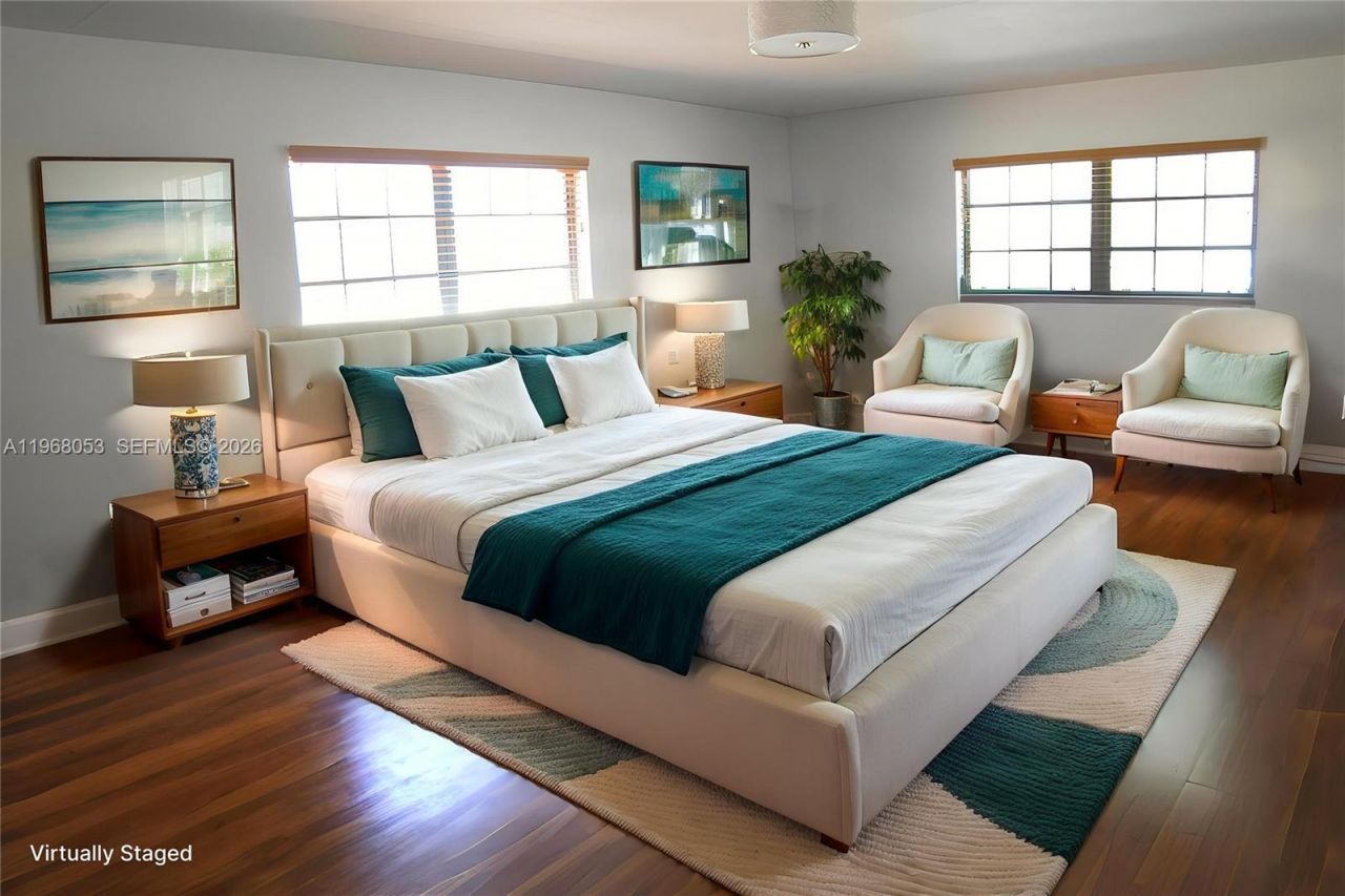 20040 E Oakmont Dr , Hialeah, FL 33015 Photo