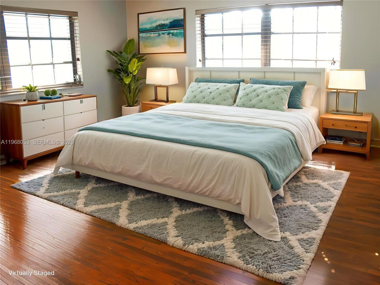 20040 E Oakmont Dr , Hialeah, FL 33015 Photo