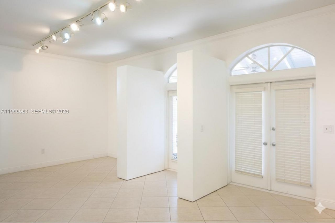 5253 NW 94th Doral Pl , Unit 5253, Doral, FL 33178 Photo