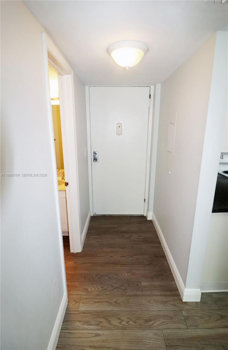 1301 River Reach Dr, Unit 214, Fort Lauderdale, FL 33315 Photo