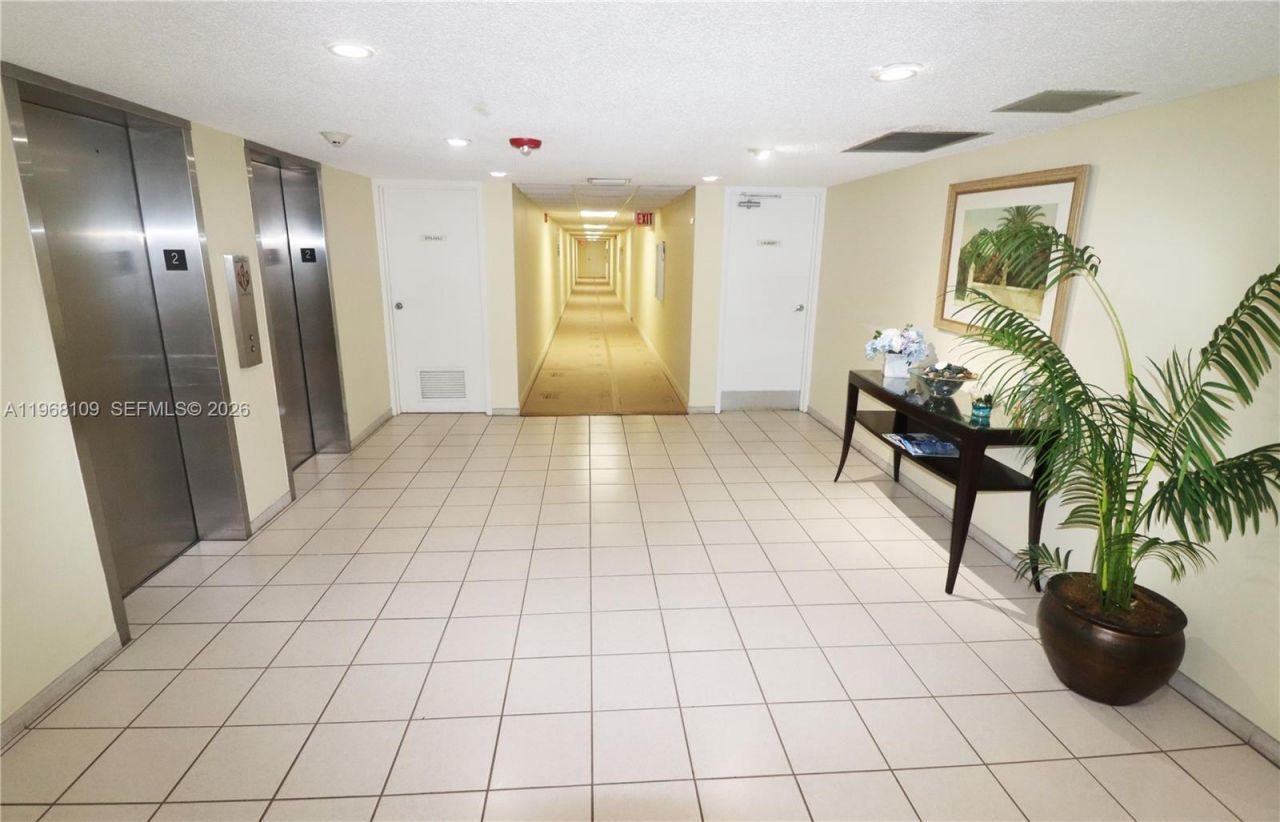 1301 River Reach Dr, Unit 214, Fort Lauderdale, FL 33315 Photo