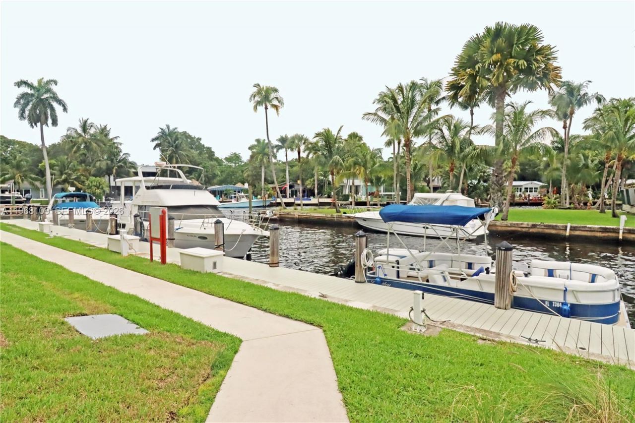 1301 River Reach Dr, Unit 214, Fort Lauderdale, FL 33315 Photo