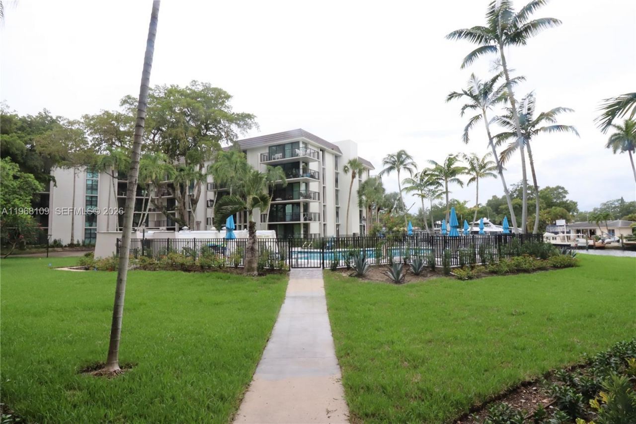1301 River Reach Dr, Unit 214, Fort Lauderdale, FL 33315 Photo