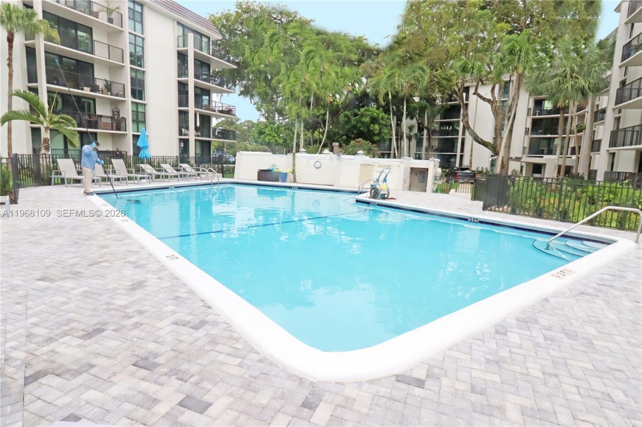 1301 River Reach Dr, Unit 214, Fort Lauderdale, FL 33315 Photo