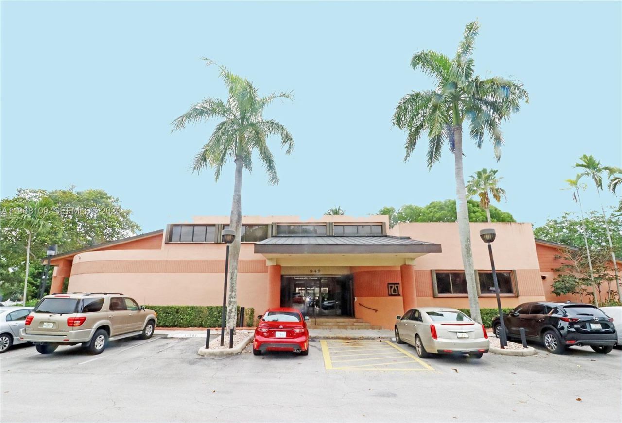 1301 River Reach Dr, Unit 214, Fort Lauderdale, FL 33315 Photo