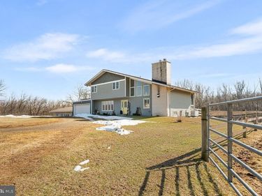 534 CHARMING FORGE ROAD, ROBESONIA, PA 19551