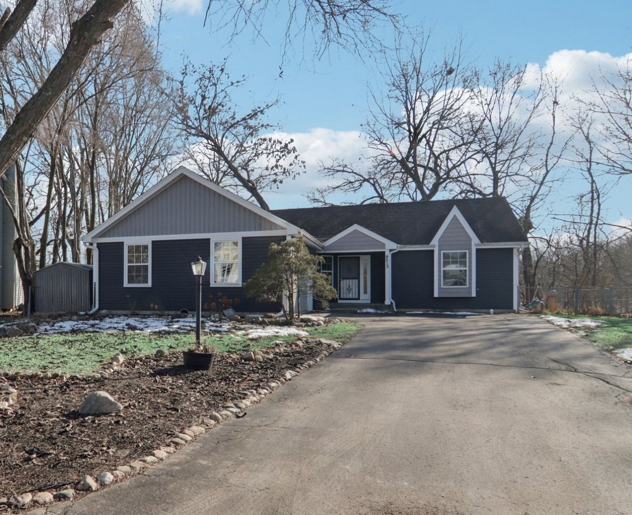 4213 Hale Lane, Island Lake, IL 60042 Main Photo