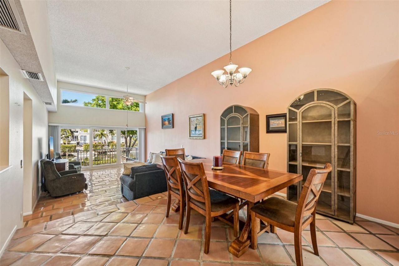 3701 East Bay Drive, Unit 5, Holmes Beach, FL 34217 Photo