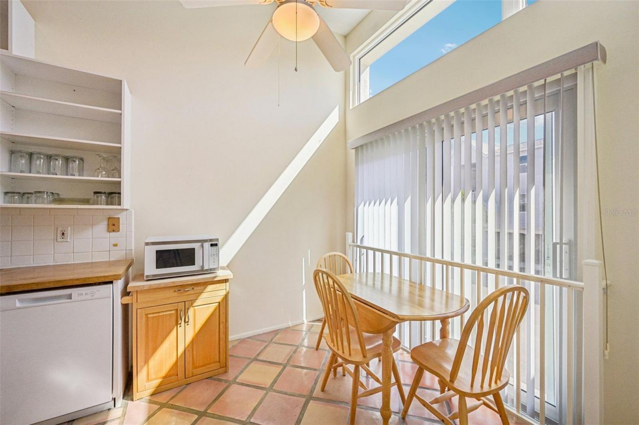 3701 East Bay Drive, Unit 5, Holmes Beach, FL 34217 Photo