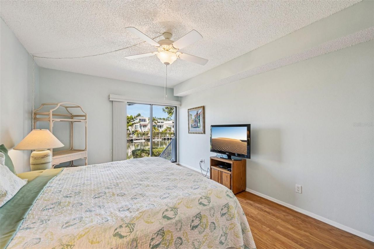 3701 East Bay Drive, Unit 5, Holmes Beach, FL 34217 Photo