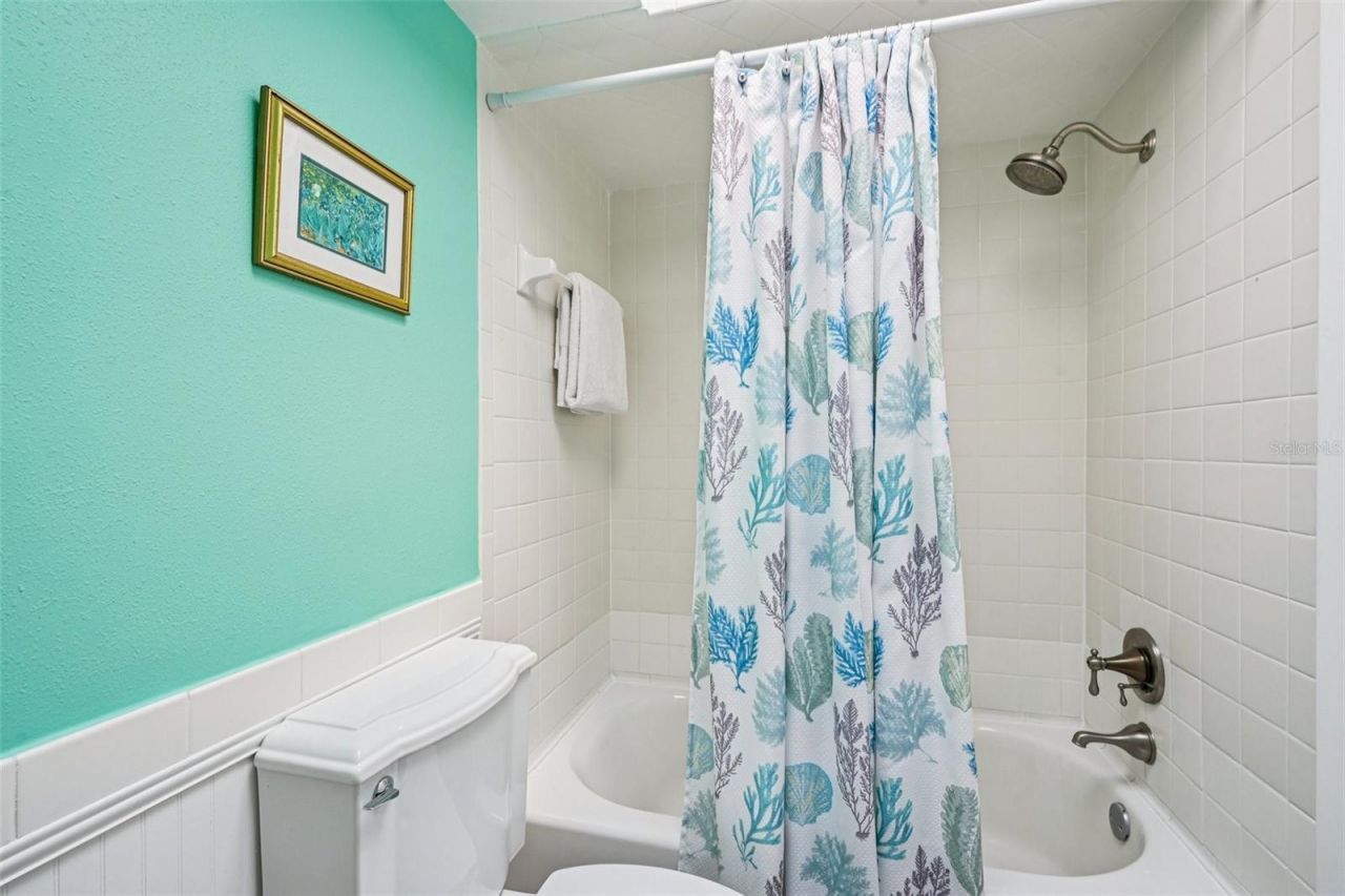 3701 East Bay Drive, Unit 5, Holmes Beach, FL 34217 Photo