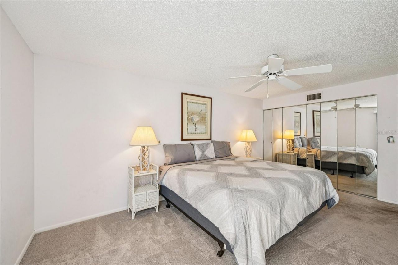 3701 East Bay Drive, Unit 5, Holmes Beach, FL 34217 Photo