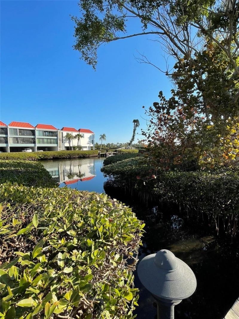 3701 East Bay Drive, Unit 5, Holmes Beach, FL 34217 Photo