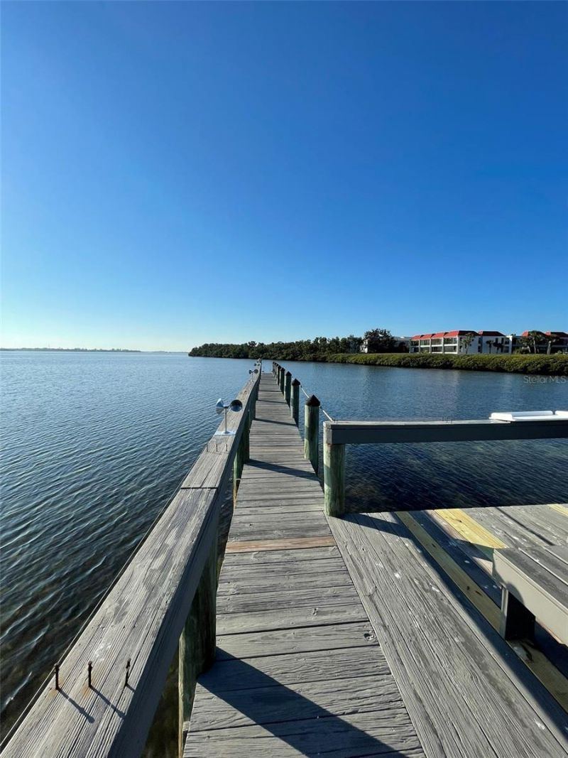 3701 East Bay Drive, Unit 5, Holmes Beach, FL 34217 Photo