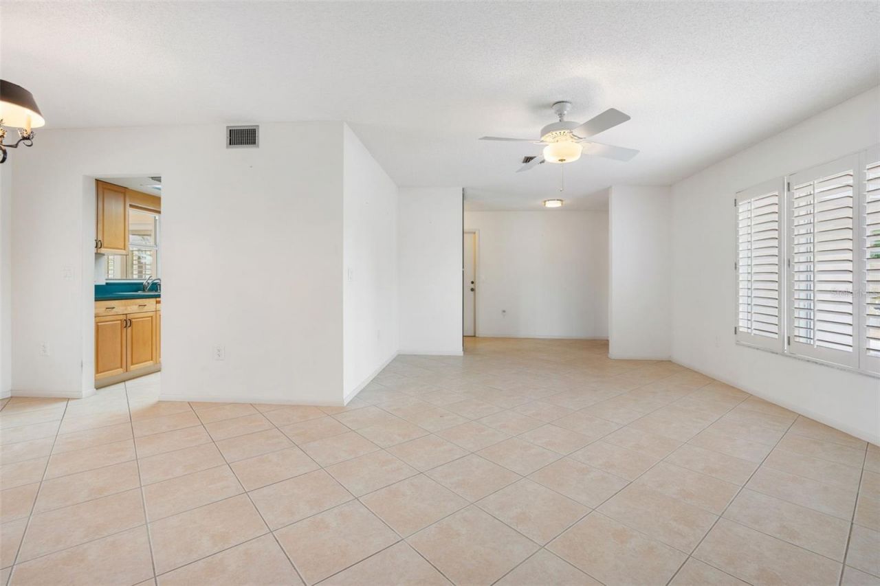 8219 Timber Lake Lane, Sarasota, FL 34243 Photo