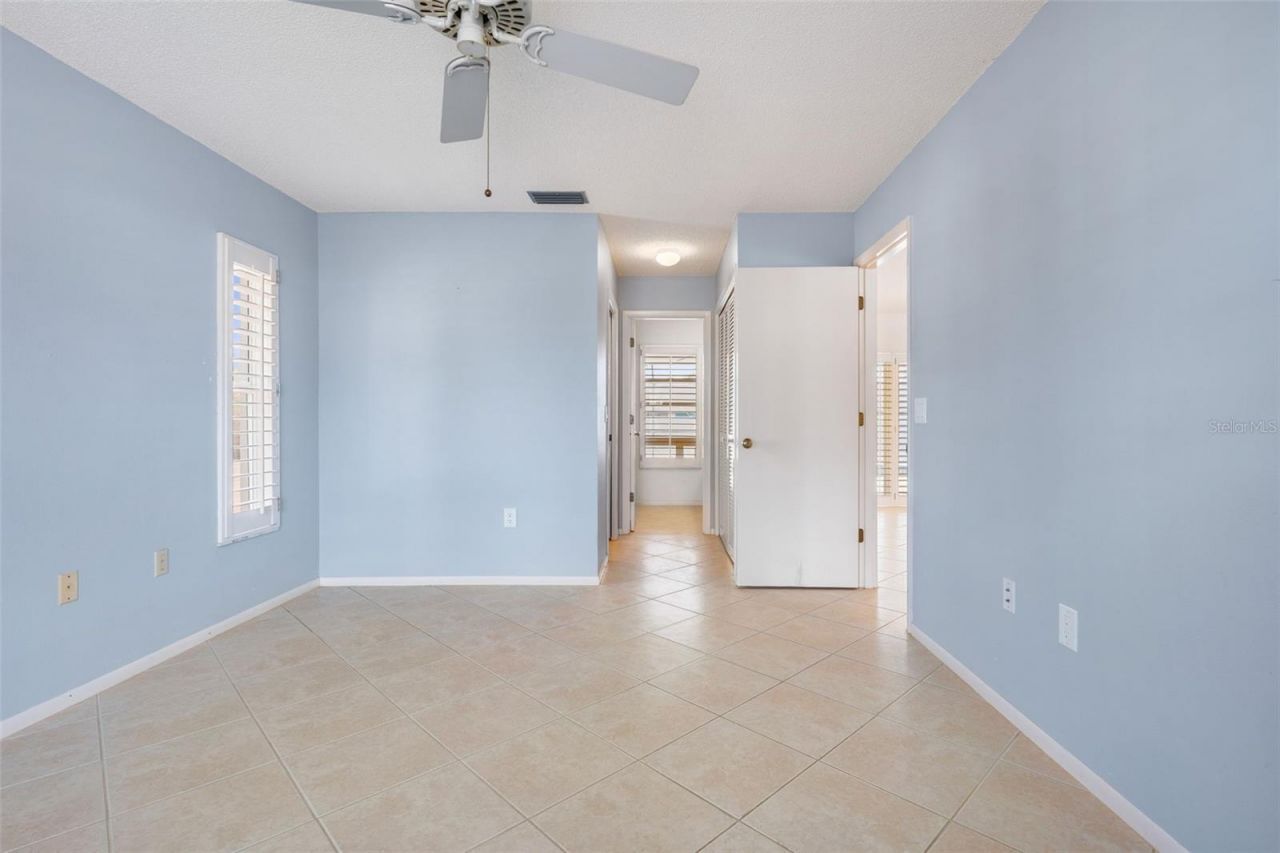 8219 Timber Lake Lane, Sarasota, FL 34243 Photo