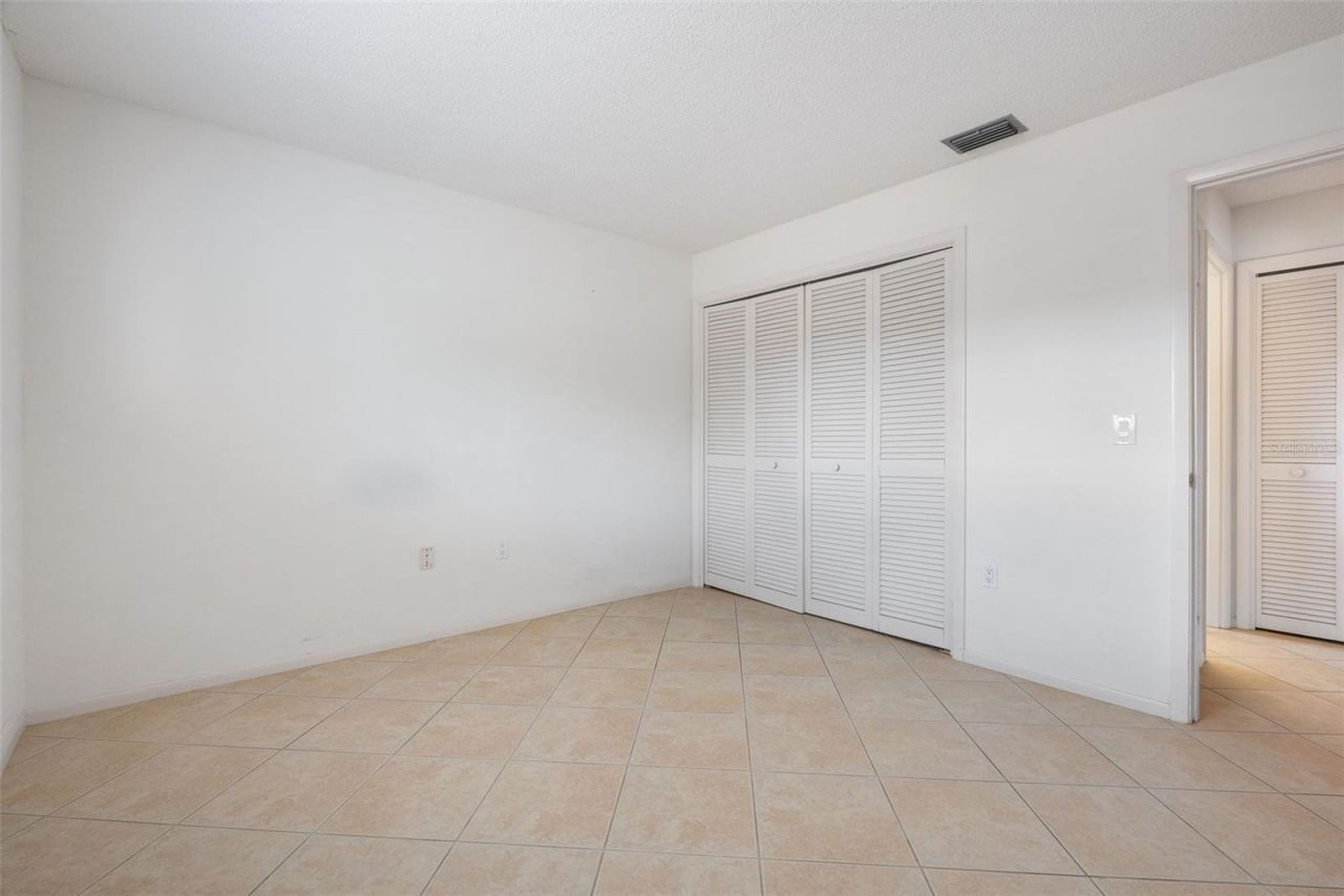 8219 Timber Lake Lane, Sarasota, FL 34243 Photo