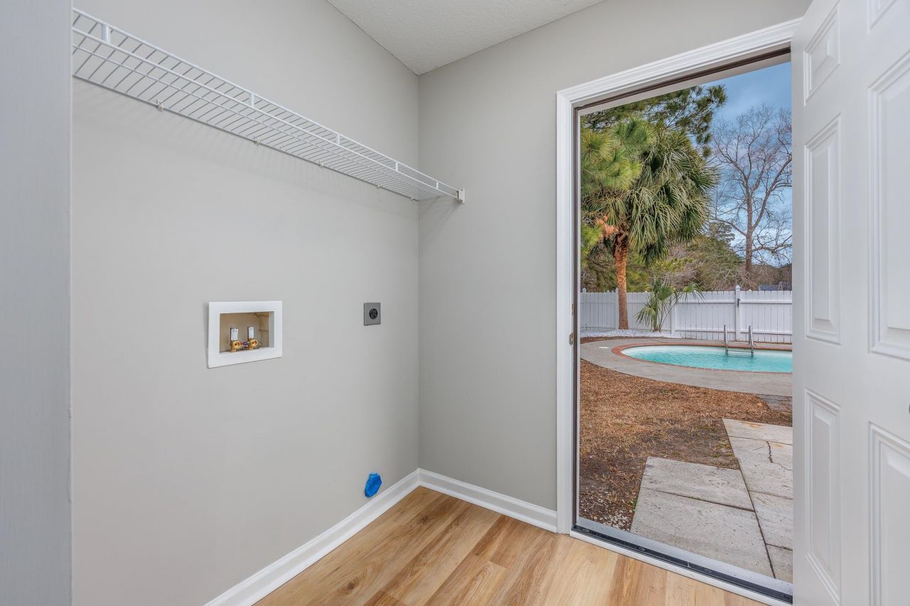 11551 Freewoods Rd. Photo 17