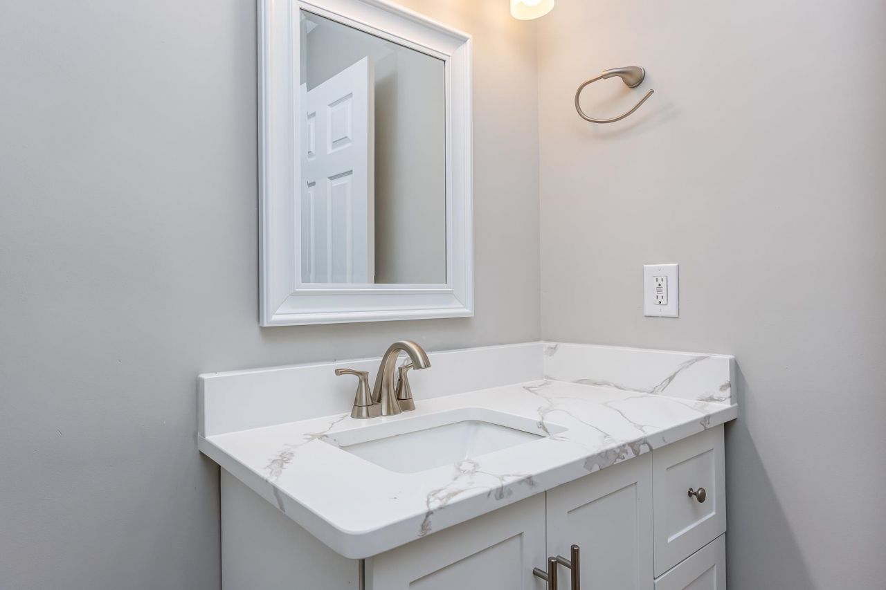 11551 Freewoods Rd. Photo 21