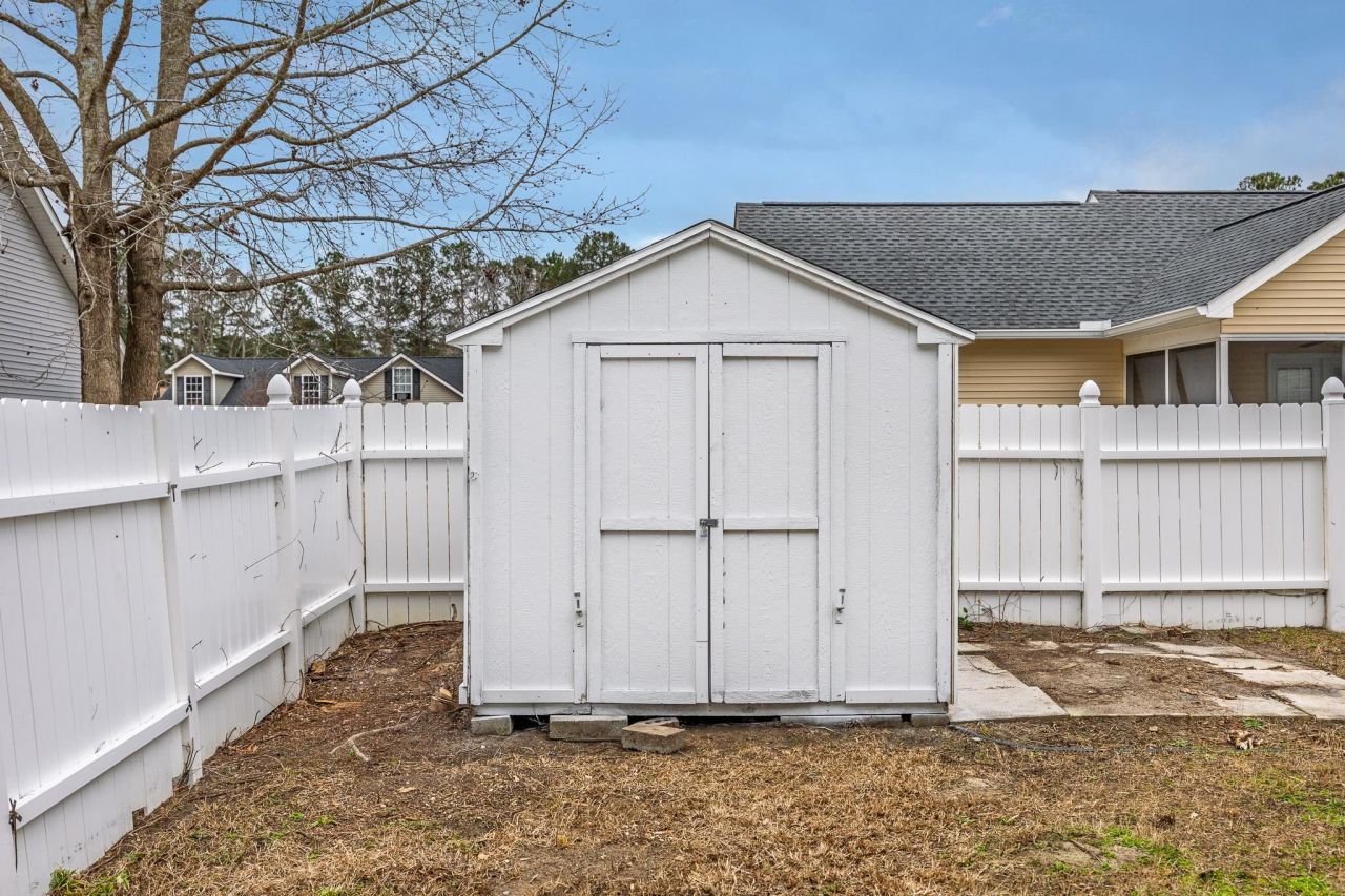 11551 Freewoods Rd. Photo 35