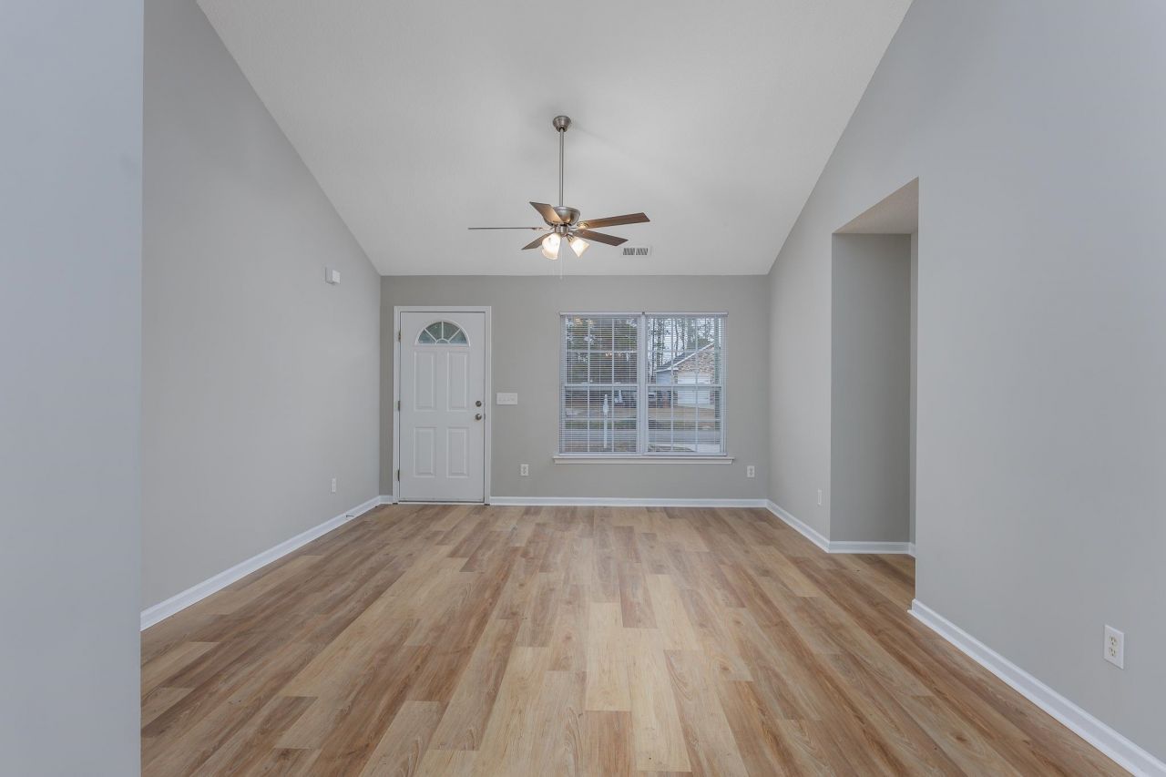 11551 Freewoods Rd. Photo 8