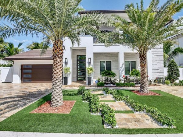 255 NE 3rd Court, Boca Raton, FL 33432