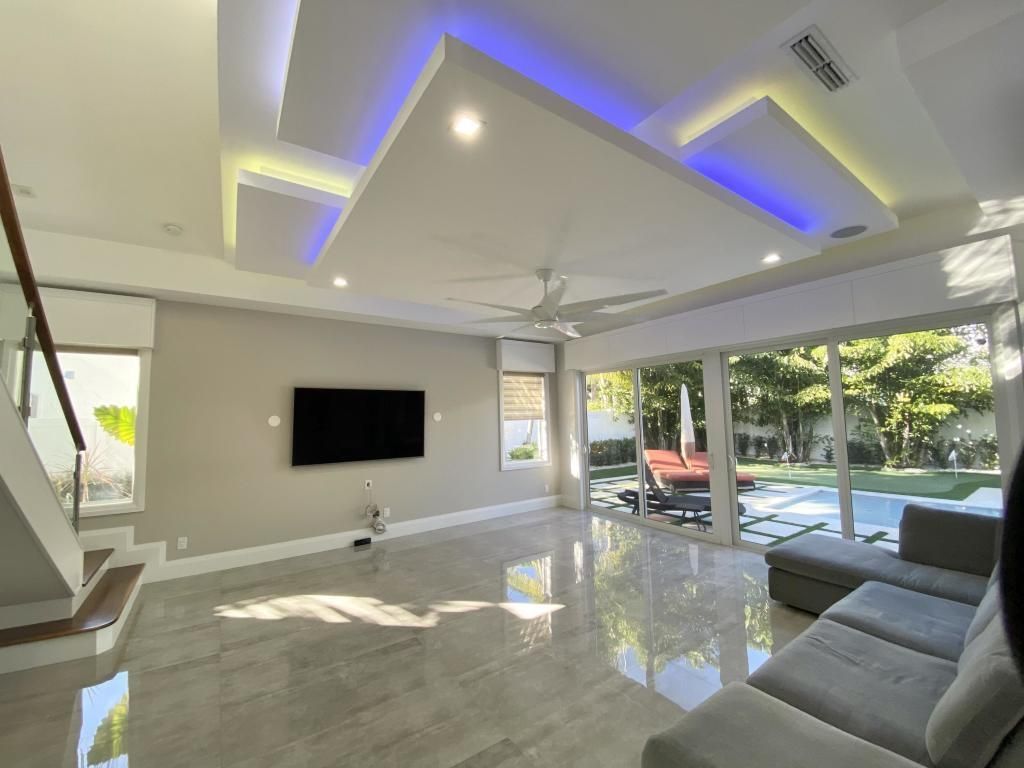 255 NE 3rd Court, Boca Raton, FL 33432 Photo