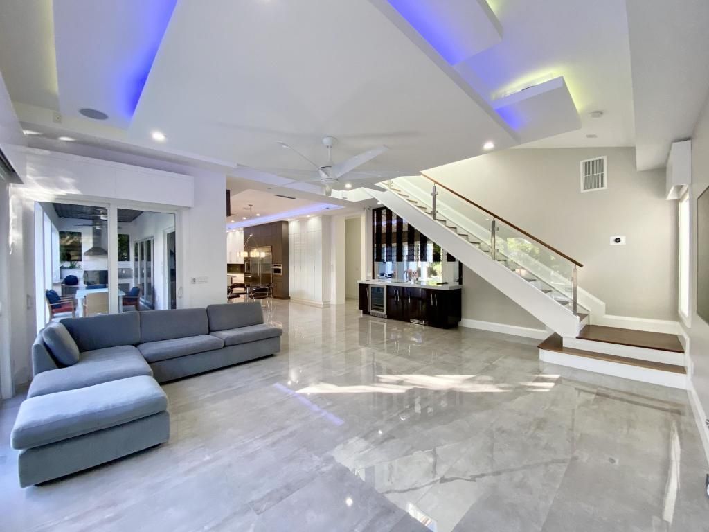 255 NE 3rd Court, Boca Raton, FL 33432 Photo