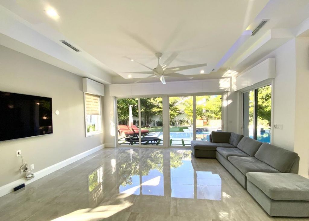 255 NE 3rd Court, Boca Raton, FL 33432 Photo