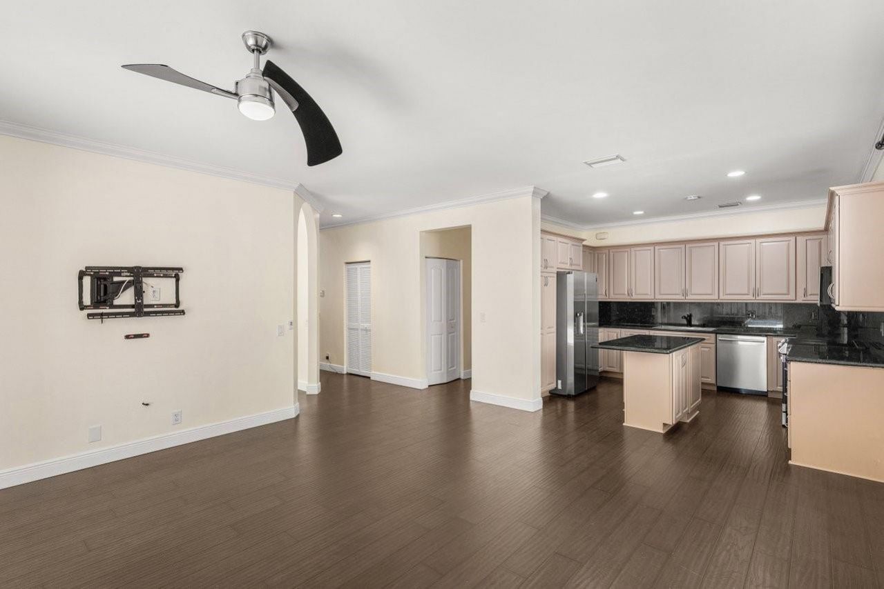 1325 Camellia Circle, Weston, FL 33326 Photo