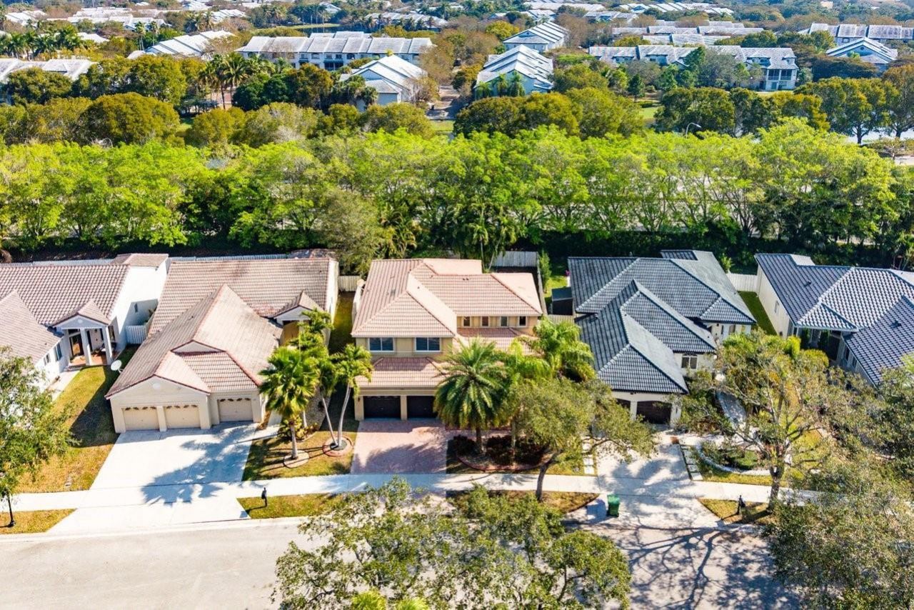 1325 Camellia Circle, Weston, FL 33326 Photo