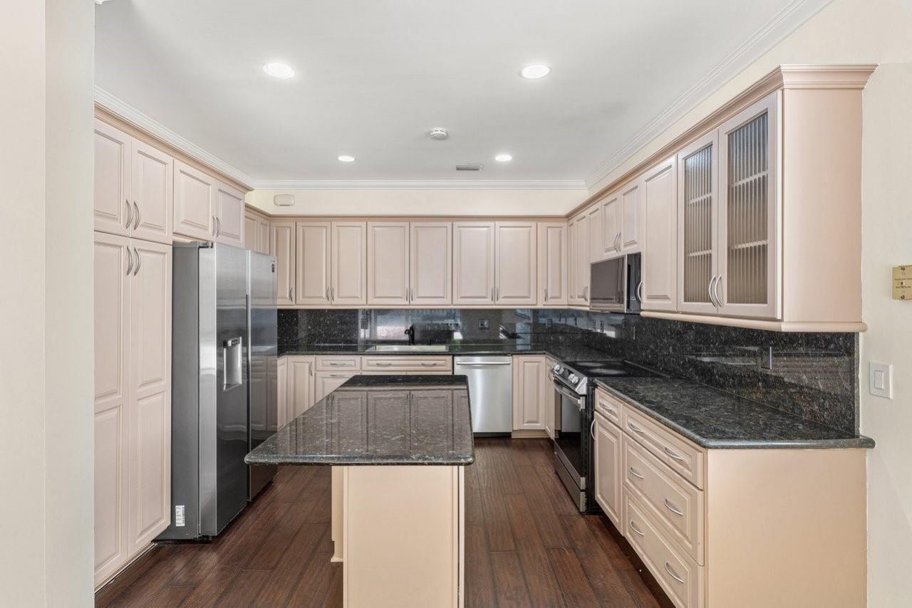 1325 Camellia Circle, Weston, FL 33326 Photo