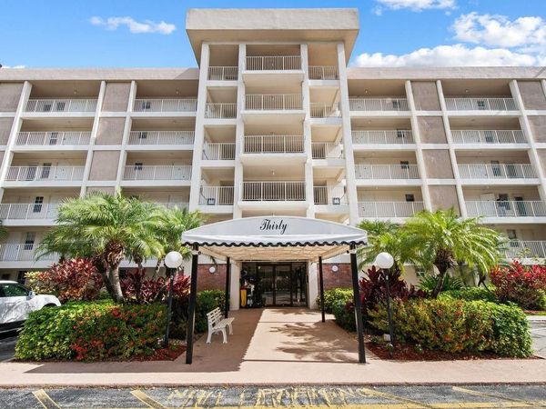 2851 S Palm Aire Drive, Unit 107, Pompano Beach, FL 33069