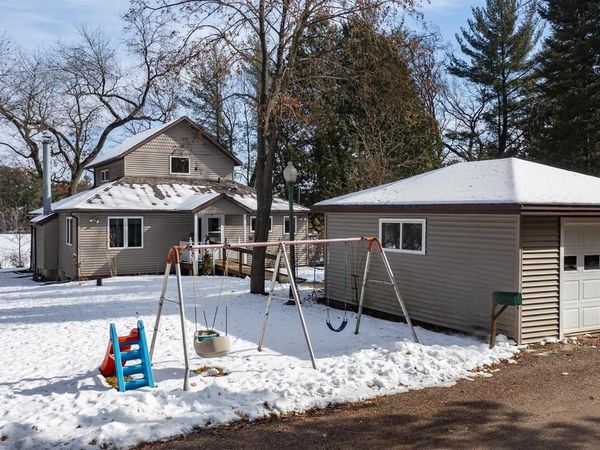 N2942 HIGHLAND LANE, Waupaca, WI 54981