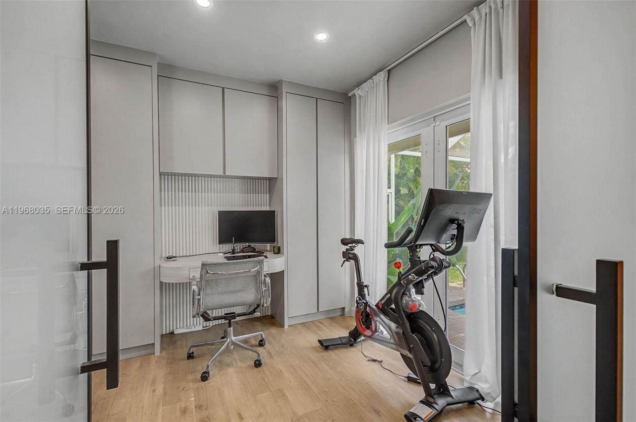 7940 SW 172nd Ter, Palmetto Bay, FL 33157 Photo