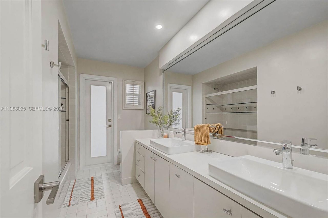 7940 SW 172nd Ter, Palmetto Bay, FL 33157 Photo