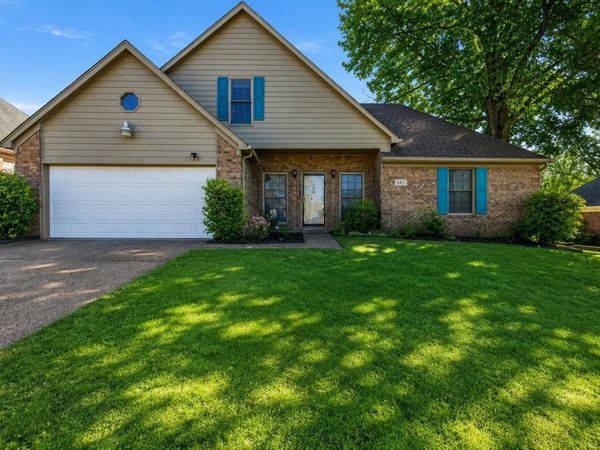 8417 N WIND RIVER CIR, Memphis, TN 38016