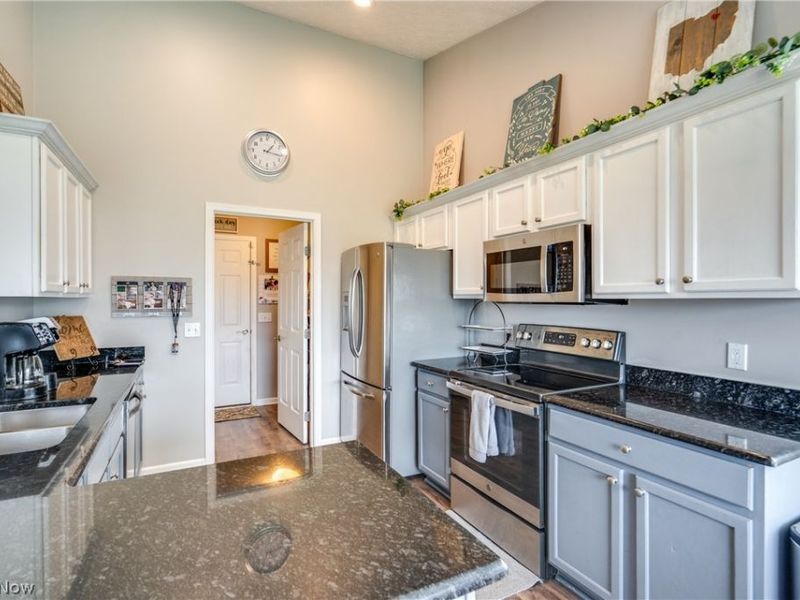 5938 Bridle Court, Medina, OH 44256 Photo 6