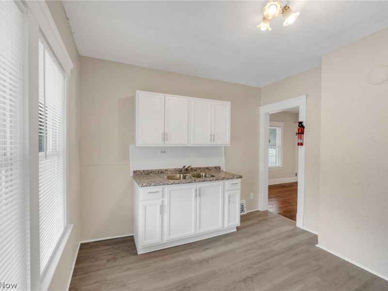 3011 Bradwell Avenue, Cleveland, OH 44109 Photo 20