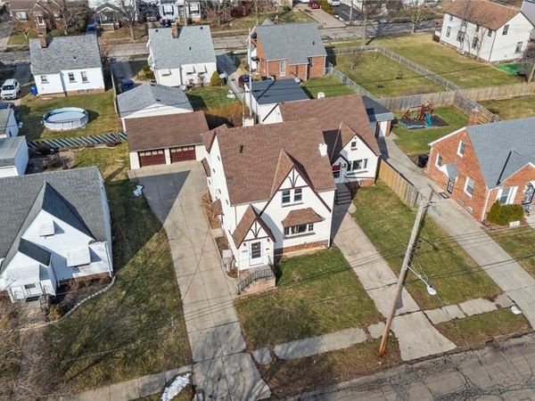 19417 Mohawk Avenue, Cleveland, OH 44119