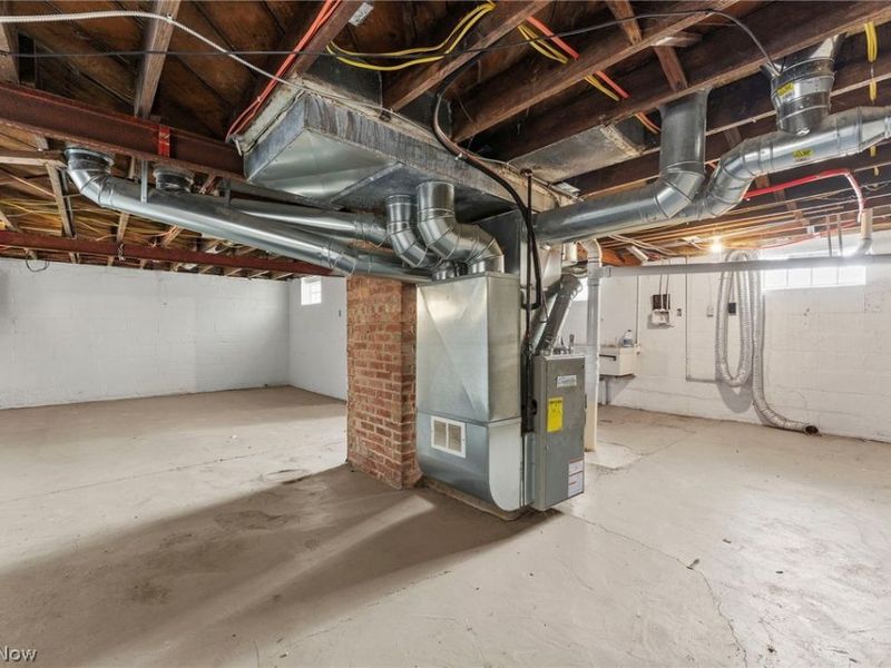 19417 Mohawk Avenue, Cleveland, OH 44119 Photo 33