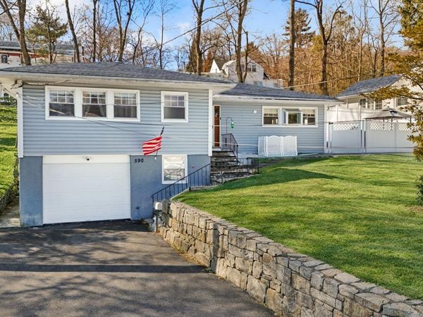 590 Ashford Avenue, Ardsley, NY 10502